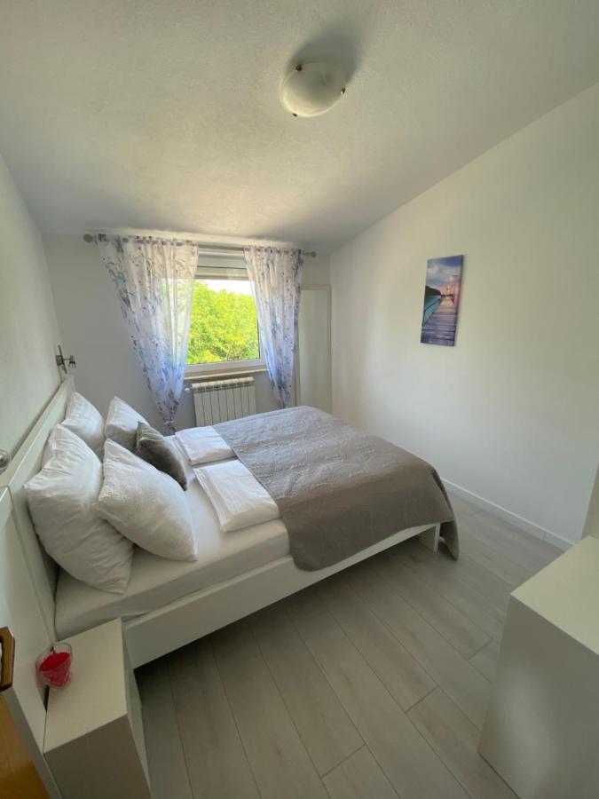 Apartments Somi Пореч Экстерьер фото