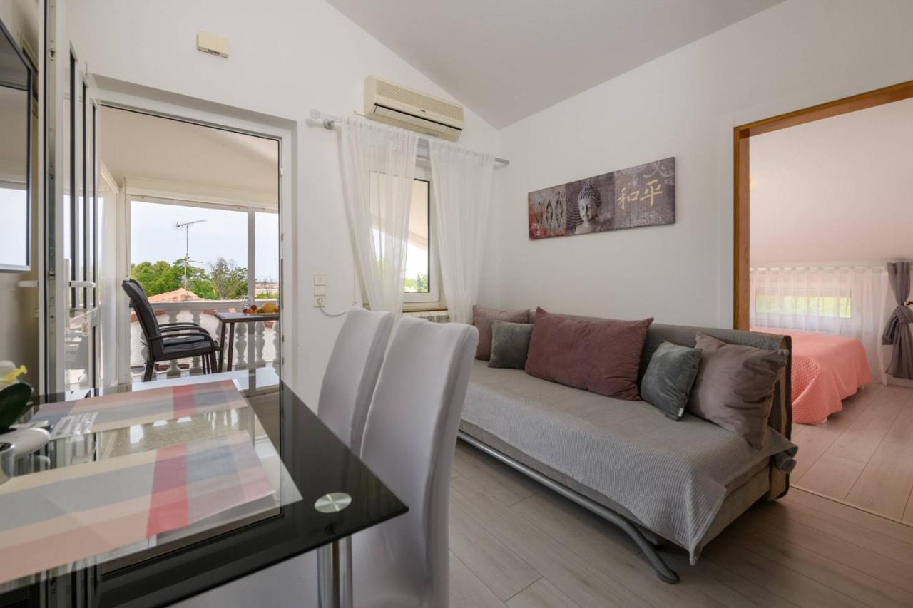 Apartments Somi Пореч Экстерьер фото