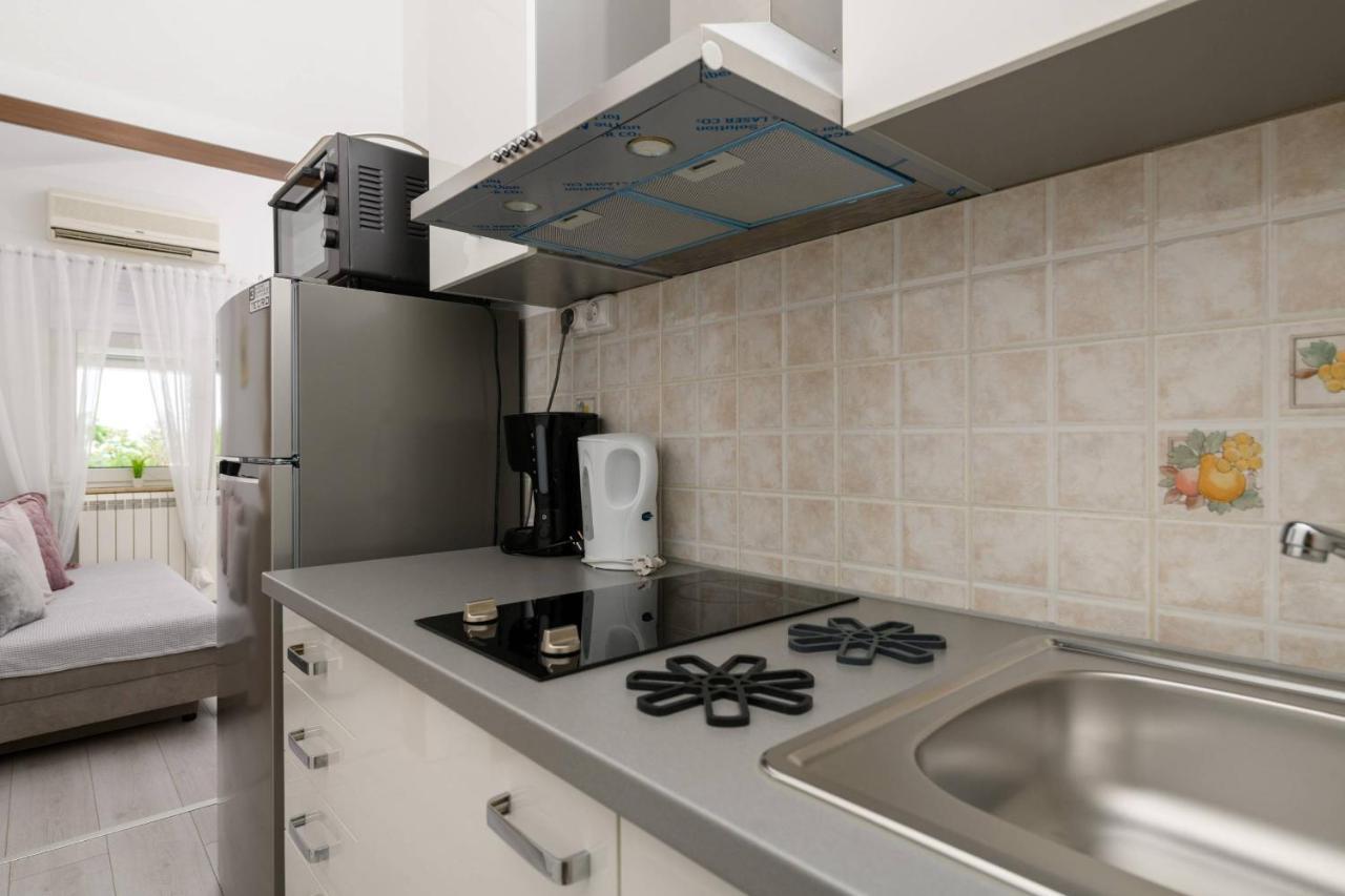 Apartments Somi Пореч Экстерьер фото
