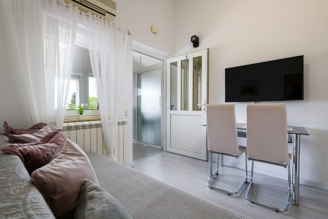 Apartments Somi Пореч Экстерьер фото