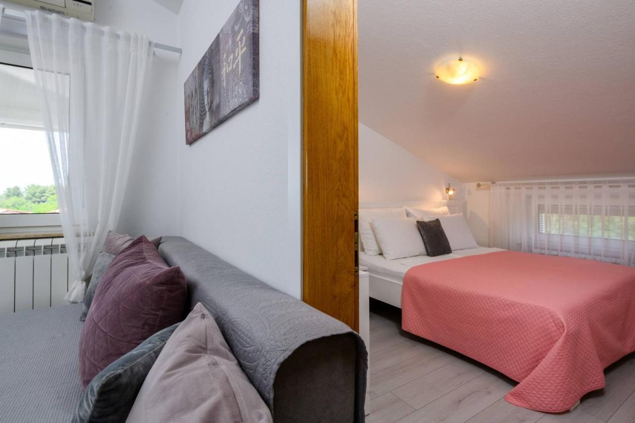 Apartments Somi Пореч Экстерьер фото