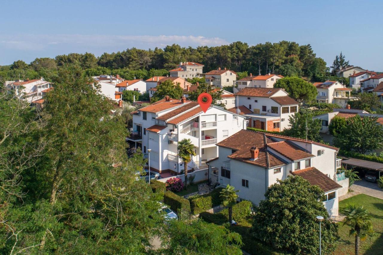 Apartments Somi Пореч Экстерьер фото
