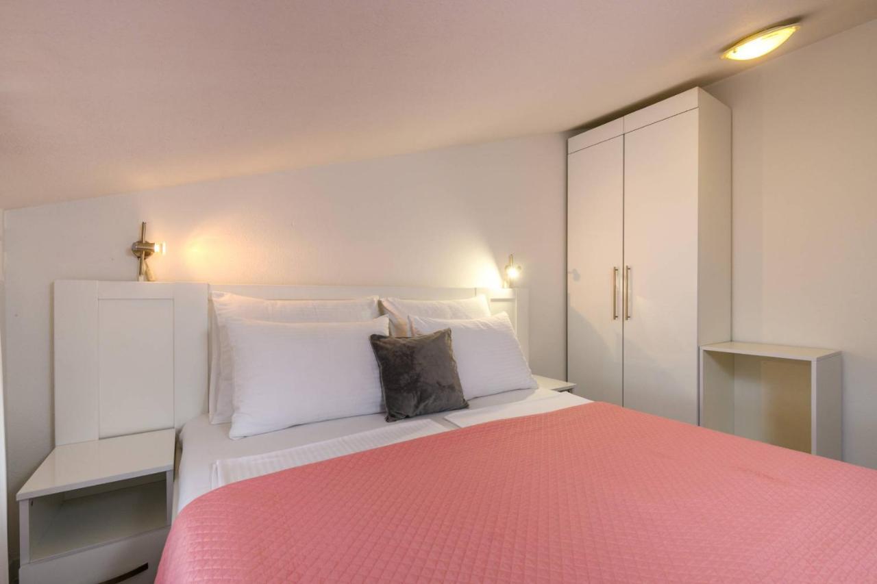 Apartments Somi Пореч Экстерьер фото