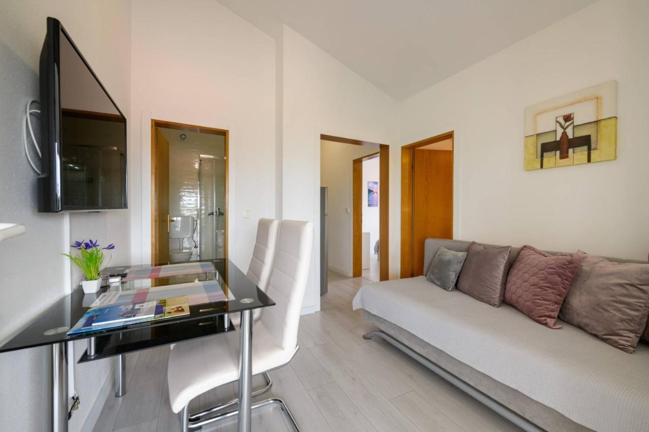 Apartments Somi Пореч Экстерьер фото