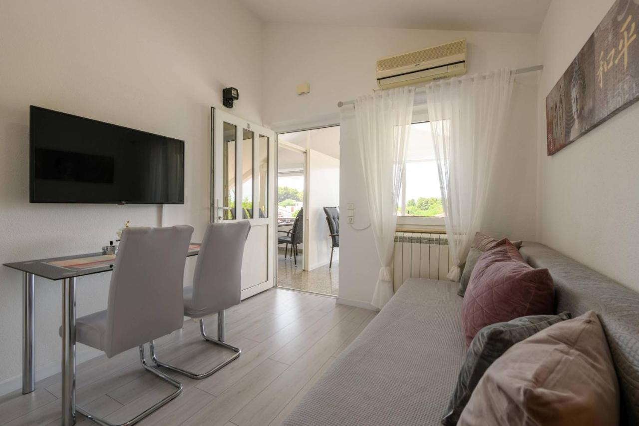 Apartments Somi Пореч Экстерьер фото