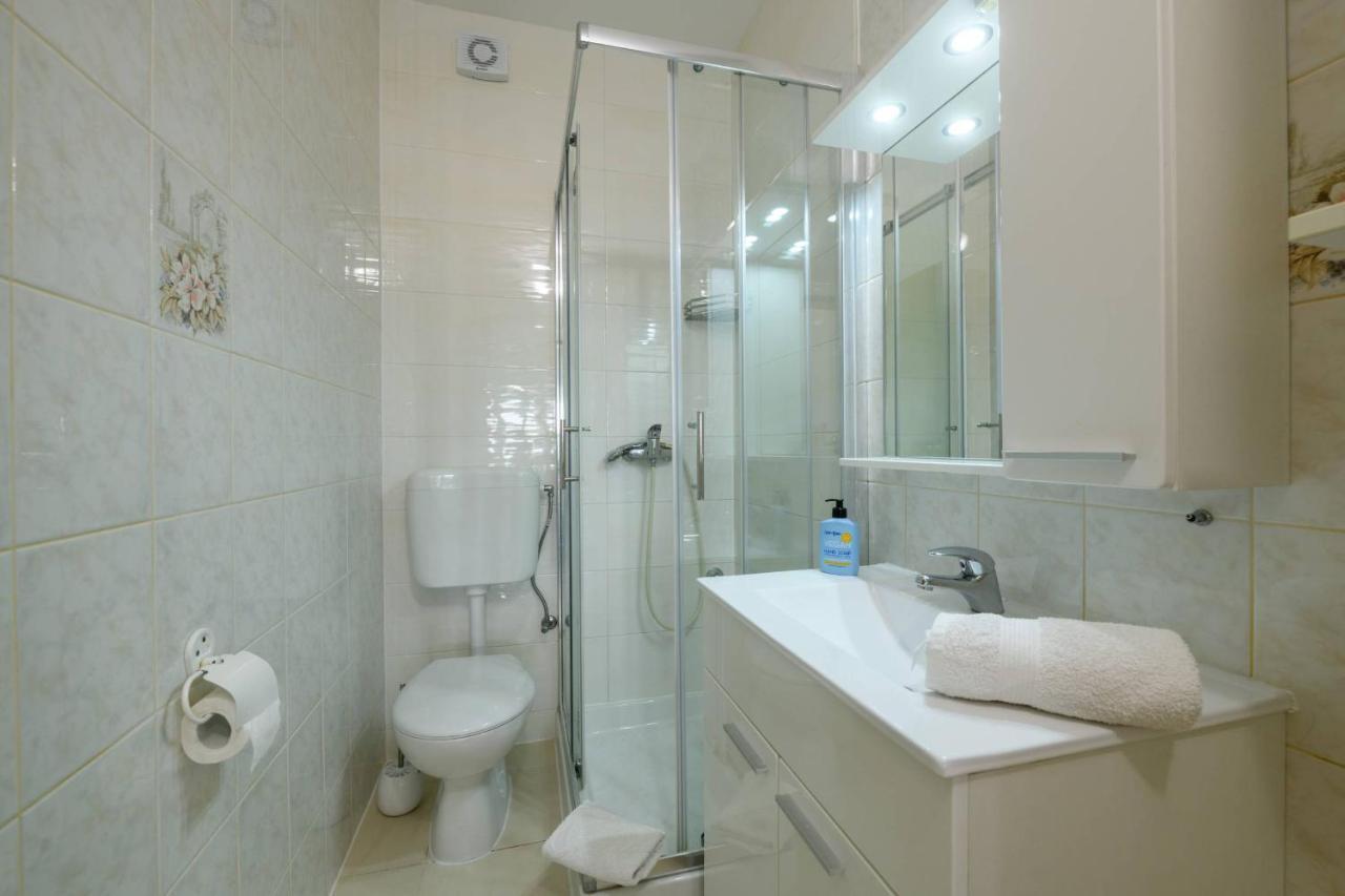 Apartments Somi Пореч Экстерьер фото