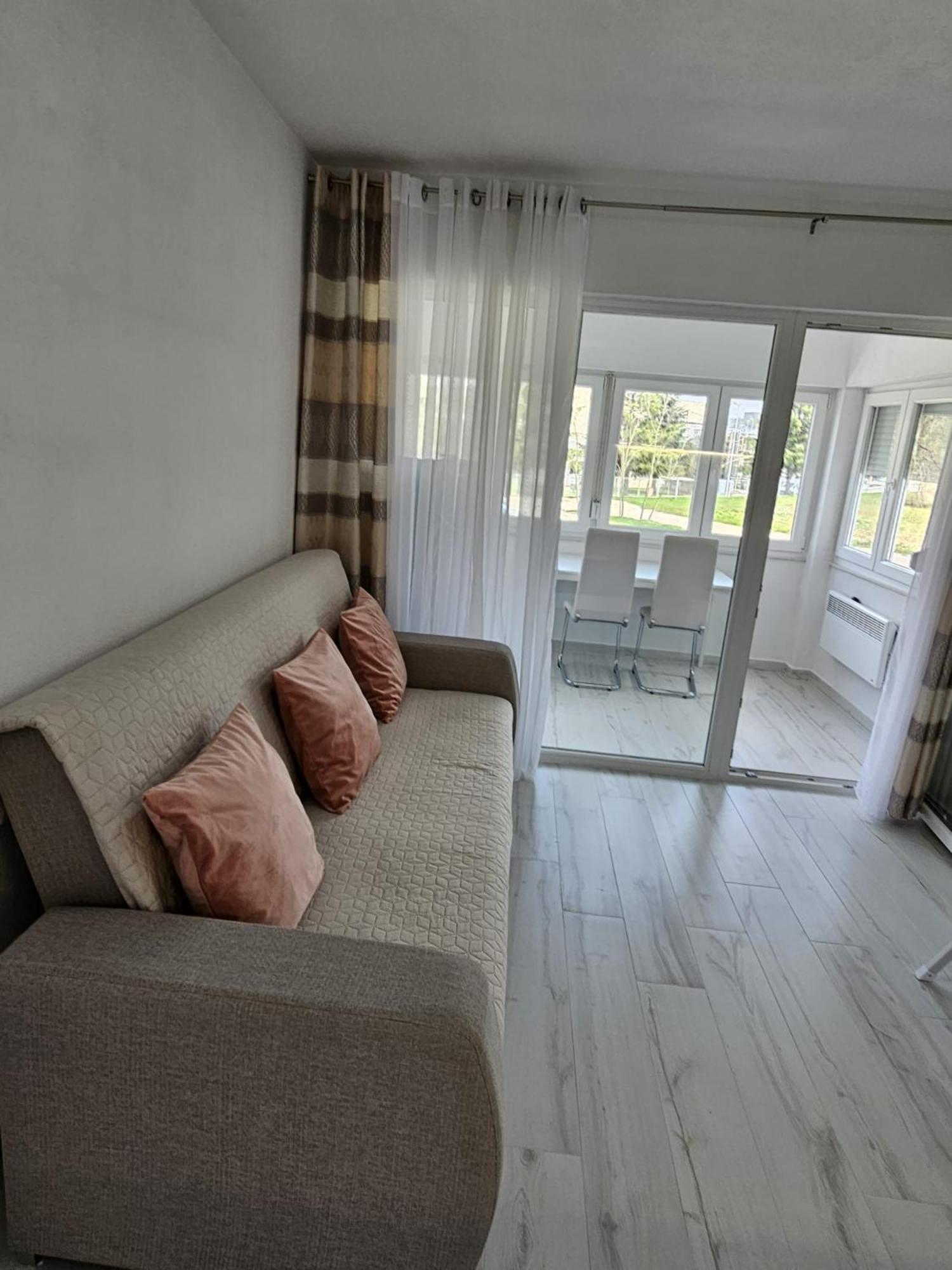 Apartments Somi Пореч Экстерьер фото