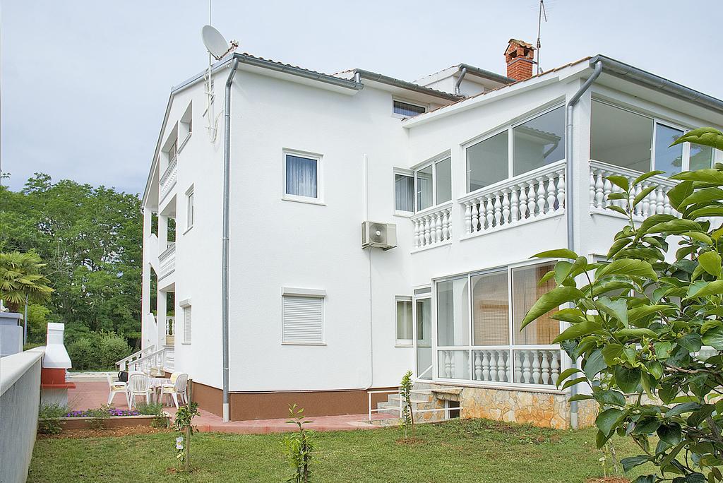 Apartments Somi Пореч Экстерьер фото